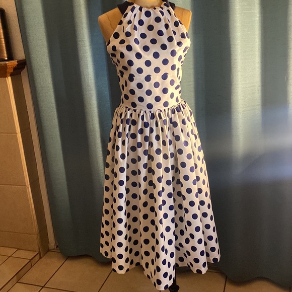 Queen of heartz dress size small - Picture 2 of 16